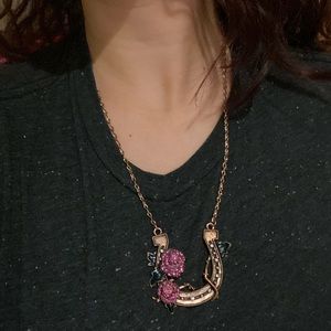 Betsey Johnson horseshoe necklace